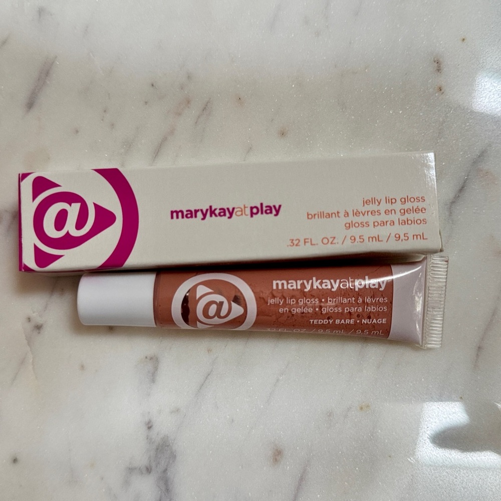 Mary Kay At Play Jelly Lip Gloss - Teddy Bare